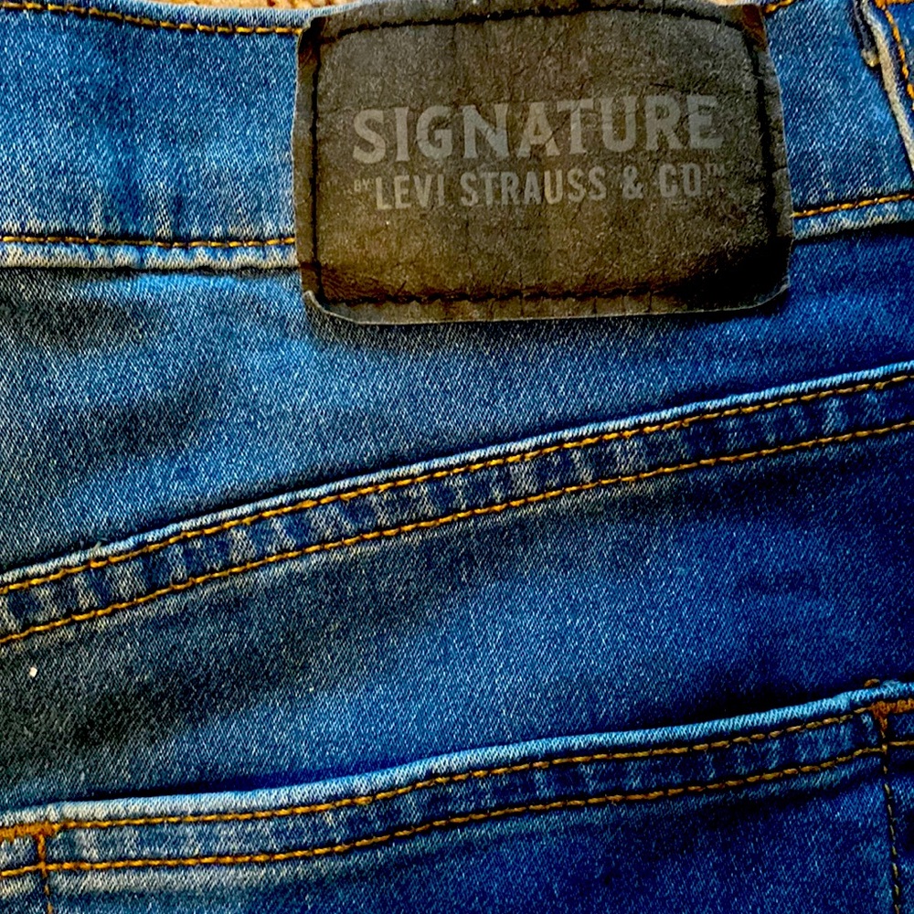 Signature Levi’s